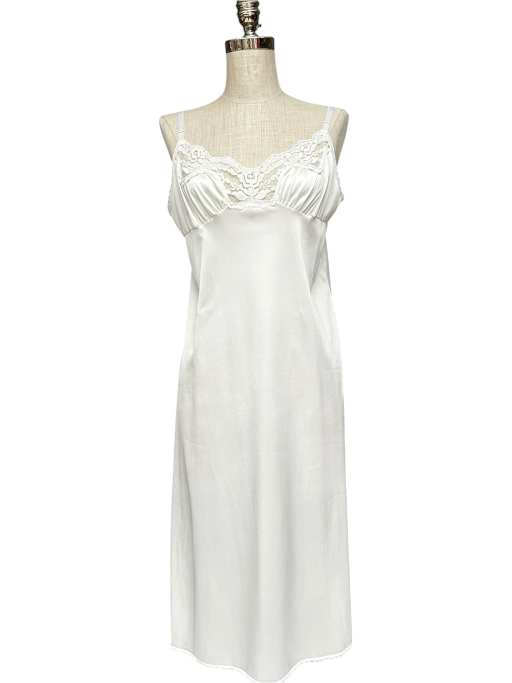 Vassarette White Lace Trim Full Slip Nightgown Size 38
